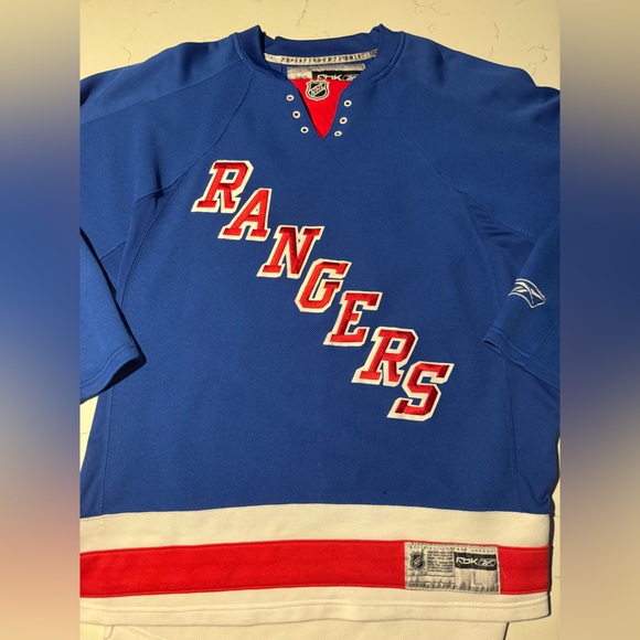 Sean Avery New York Rangers Jersey - Picture 2 of 8
